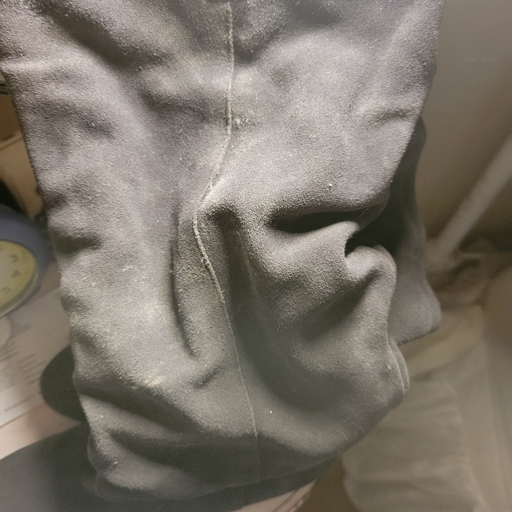 Boots - Picture 2 of 5